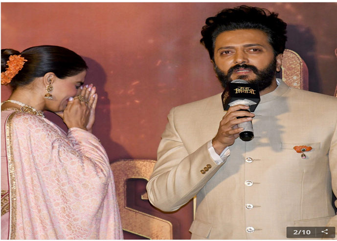 ट्रेलर लॉन्च पर छलका रितेश-जेनेलिया का दर्द! पिता को याद कर भरी महफिल में रो पड़े अभिनेता; 10 साल का इंतजार हुआ खत्म